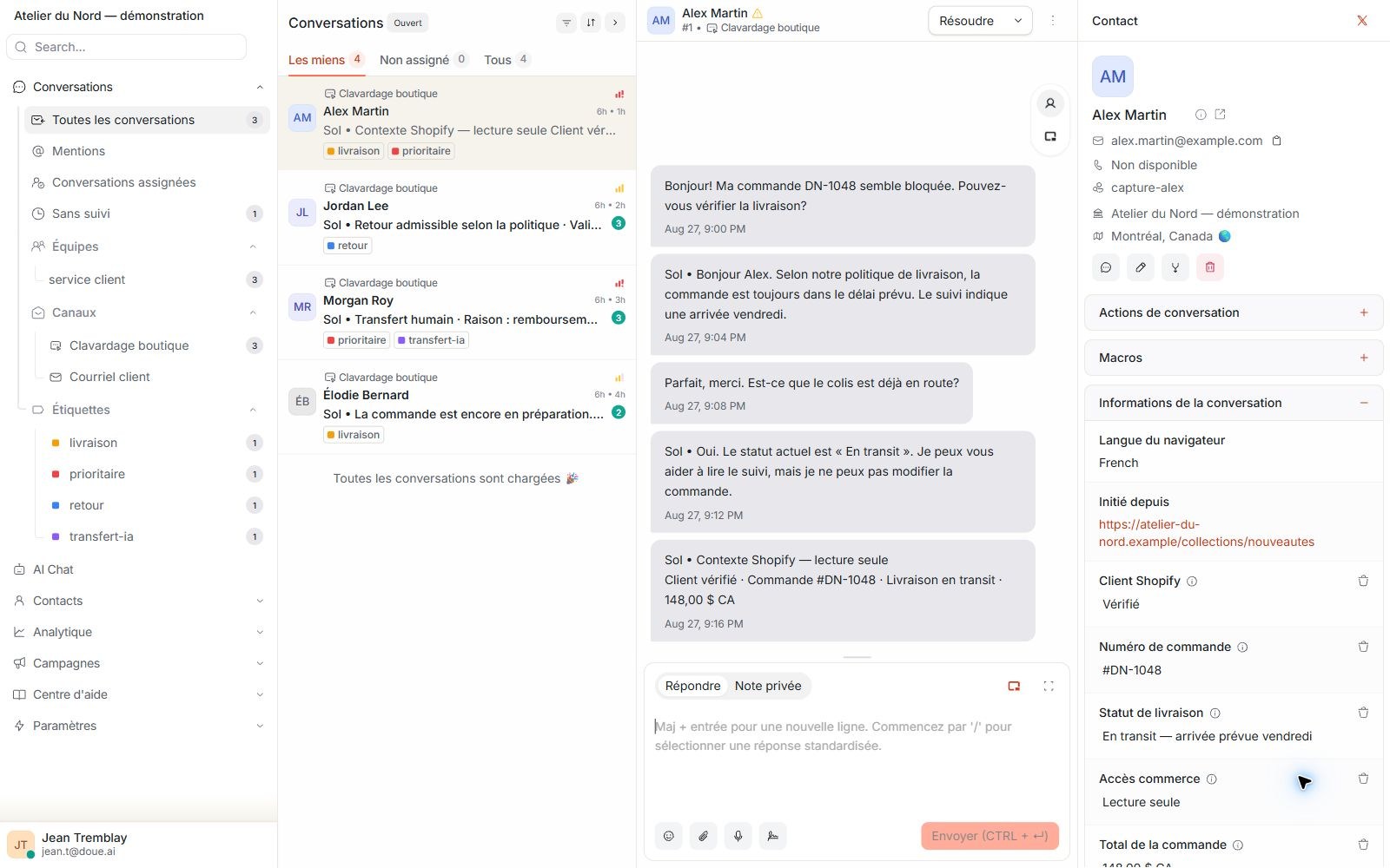Conversation doue avec un client Shopify synthétique vérifié, son numéro de commande et son statut de livraison en lecture seule.
